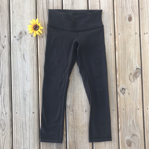 lululemon athletica Pants - Lululemon Black Capris